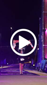 BIB:  <button type="button" onclick="openModal(27083886)" class="btn btn-primary btn-sm float-right" data-toggle="modal" data-target=".modal-high-quality">
                <i class="fa fa-download"></i> Download
                </button>